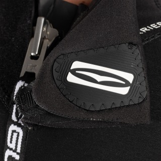 Traje De Neopreno Gul Response 4/3 Mm Con Cremallera Trasera Y Costura Invisible - Negro - Re1246