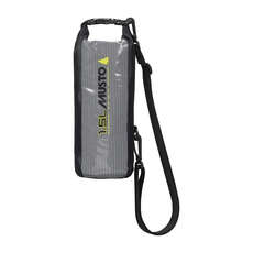 Musto Essential 1.5L Dry Tube - Negro Musto Essential 1.5L Dry Tube - Negro